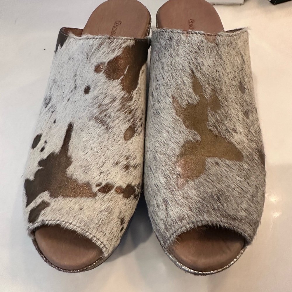 ChocolatBlu, 7.5 Cowhide wedges w/ gold tint. Never worn, no tags. Perfect tread